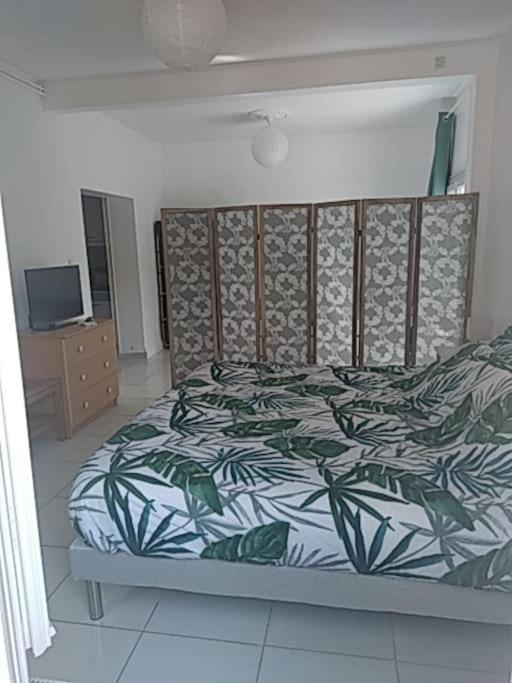 Maison Agreable Avec Stationnement Privatif Holiday home *